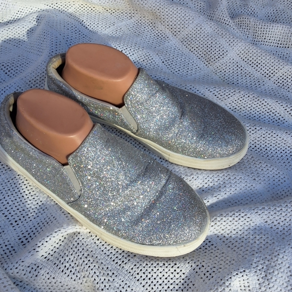 Matisse Silver Glitter sneakers 9.5 - Picture 2 of 12